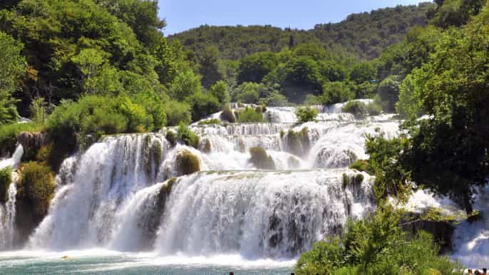 krka waterfalls economy day tour