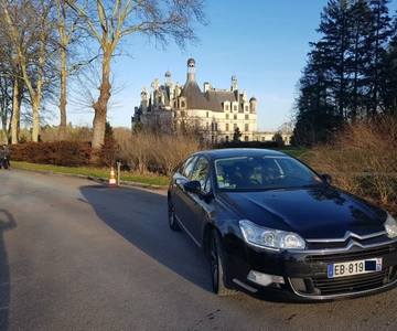 Paris: Premium Private Transfer from/to CDG Airport