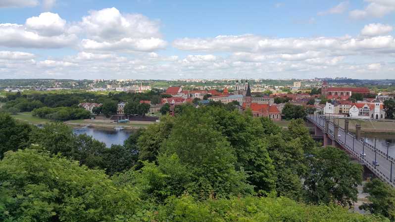 Da Vilnius: Kaunas, Trakai e la foresta di Paneriai