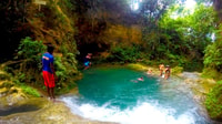 Ocho Rios, île Ultra Ziplining, tubes, trou bleu et VTT - Housity