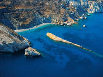 From Sifnos: Private Speedboat Trip to Folegandros Island