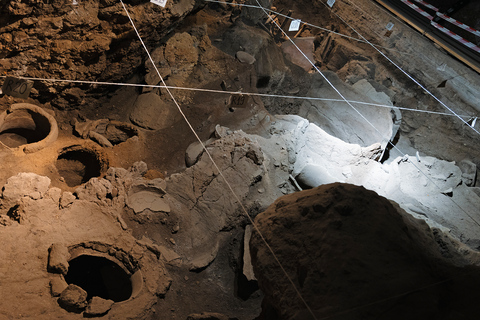 从埃里温出发：霍尔维拉普、诺拉万克、杰尔穆克和鸟洞霍尔维拉普、诺拉旺克、杰尔穆克私人观光（不含导游）