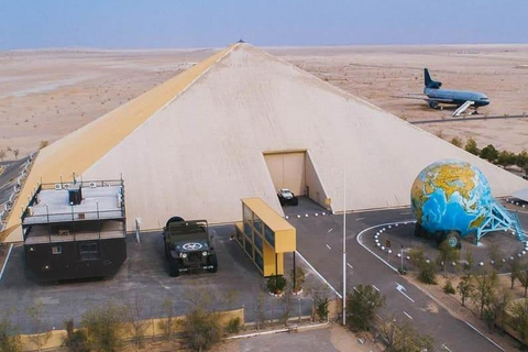 Abu Dhabi: Off-Road Historical & Classic Cars museum Tour Dubai:private Transfer To Dubai Classic Cars Museum