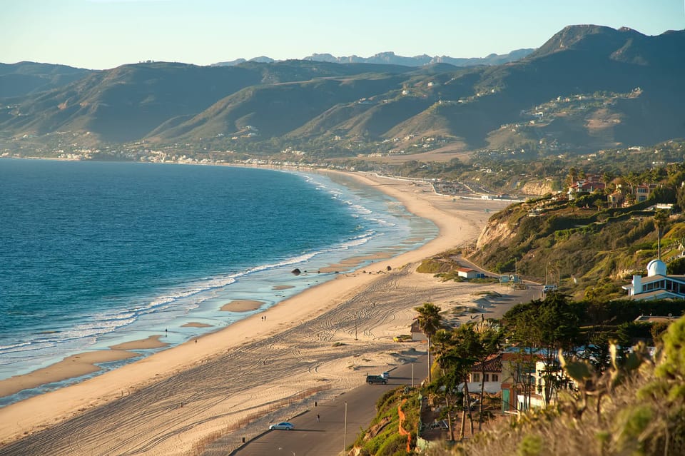 How to get to Zuma Beach in Malibu by Bus?