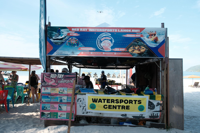 Visite privative de 4 heures en jet ski suralimenté à Langkawi + DroneVisite privative de Langkawi en jetski surpuissant de 4 heures + drone