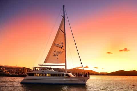 Spirit of Cairns: Waterfront Dining Experience