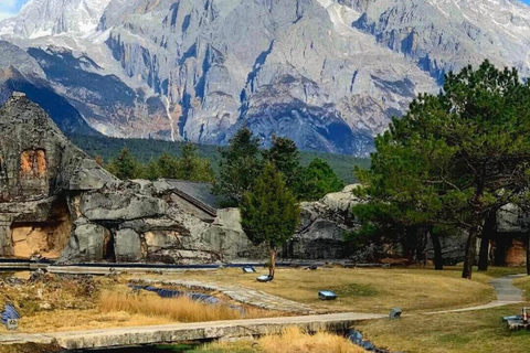 Lijiang: Yulong Snow Mountain, Blue Moon Valley & Show Yakniuping Cableway + "Impression Lijiang" live performance