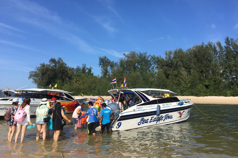 Krabi: jednodniowa wycieczka łodzią motorową na Wyspy Hong z lunchemZwiedzanie wysp Hong