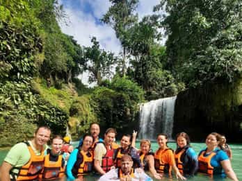 Cebú: Aventura de barranquismo en las cataratas Kawasan con traslados