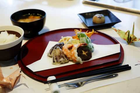Tokyo: Tempura Cooking Class at Japan Culinary School