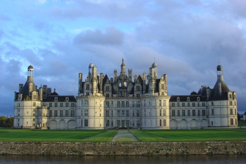 Parijs: Chambord-kasteel in de Loire-vallei, wijnproeverij en lunchGedeelde rondleiding