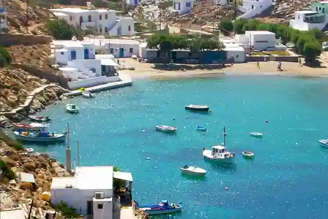 Croisière privée en bateau rapide sur la côte sud de l'île de Sifnos