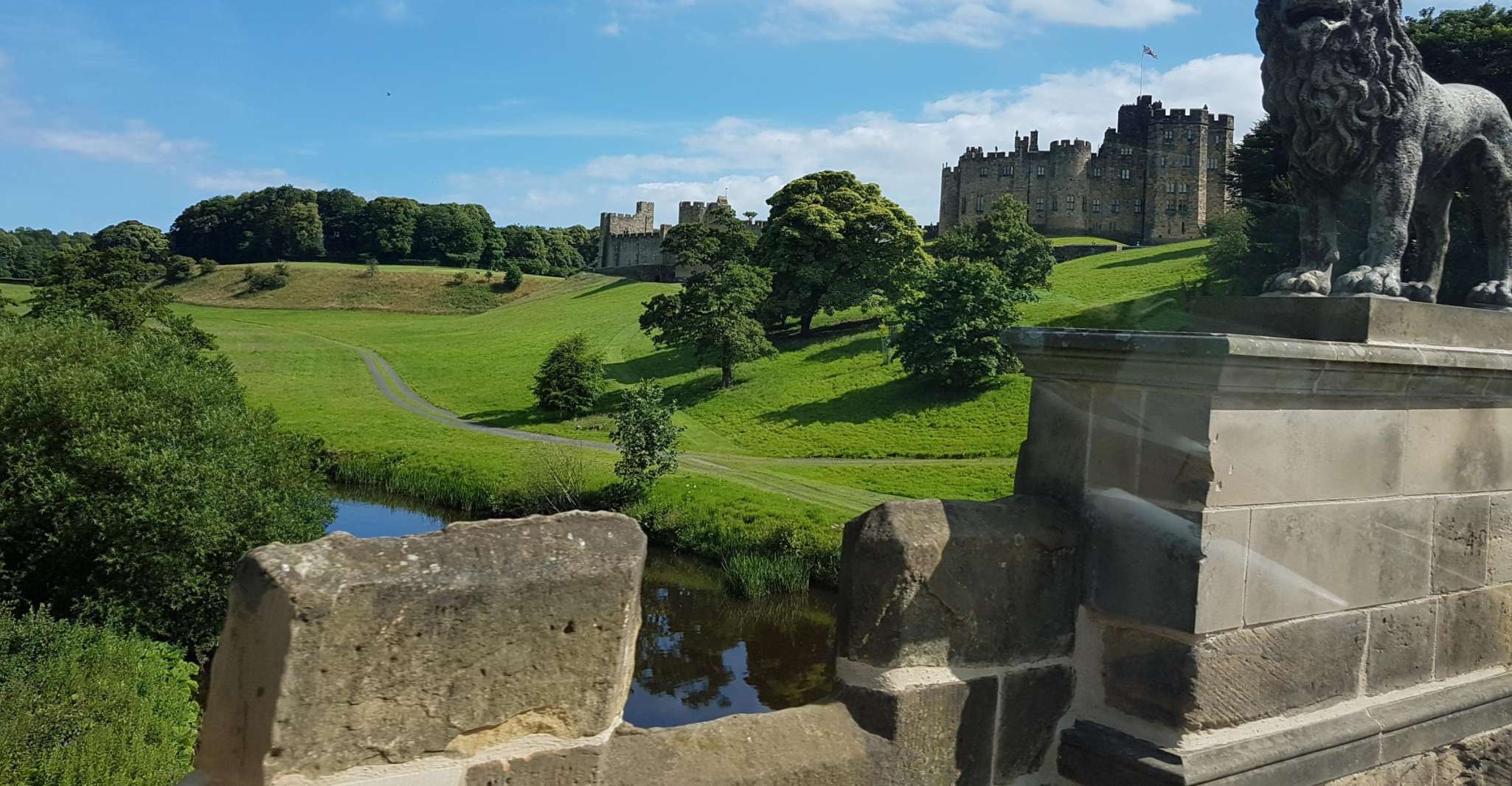 From Edinburgh, Holy Island, Alnwick Castle & Northumbria - Housity