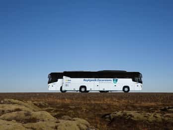 Flughafen-Transfer zwischen Keflavík & Reykjavík-Zentrum Flughafen-Transfer zwischen Keflavík & Reykjavík-Zentrum