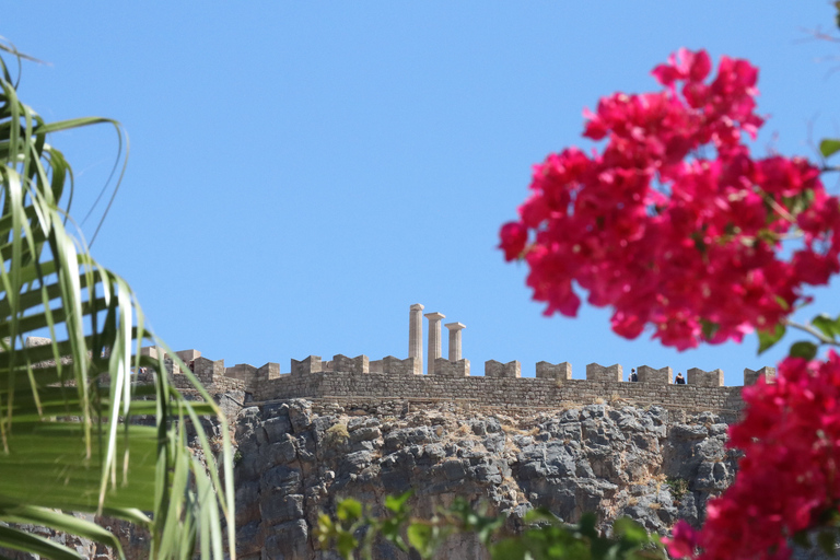 Z miasta Rodos: całodniowa wycieczka do LindosOdbiór z Ixia, Ialysos, Faliraki, miasta Rodos (w tym port)