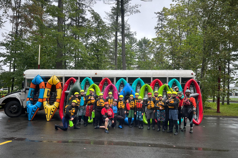 Quebec City: Guided rafting and kayaking 30 minutes from the city – Family Quebec City: Guided Rafting and Kayaking 30 Minutes from the City – Family