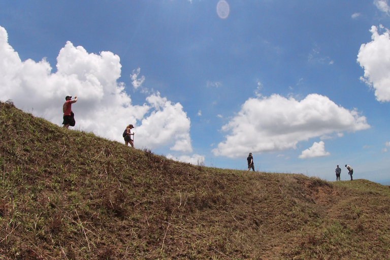Nadi: Przygoda z wędrówką w małej grupie po ukrytych szczytachUkryte szczyty – przygoda dla małych grup miłośników wędrówek