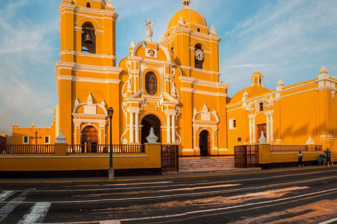 Autobus turistico Mirabus a Trujillo