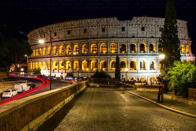 Visit Rome Colosseum by Night with Underground & Arena Floor Tour in Vatican City