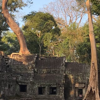 Angkor Wat and Floating Village: 3-Day Private Tour