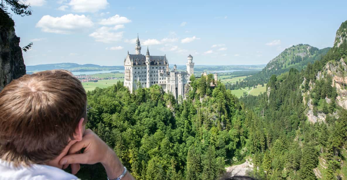 From Munich: Neuschwanstein & Linderhof Castle Full-Day Trip