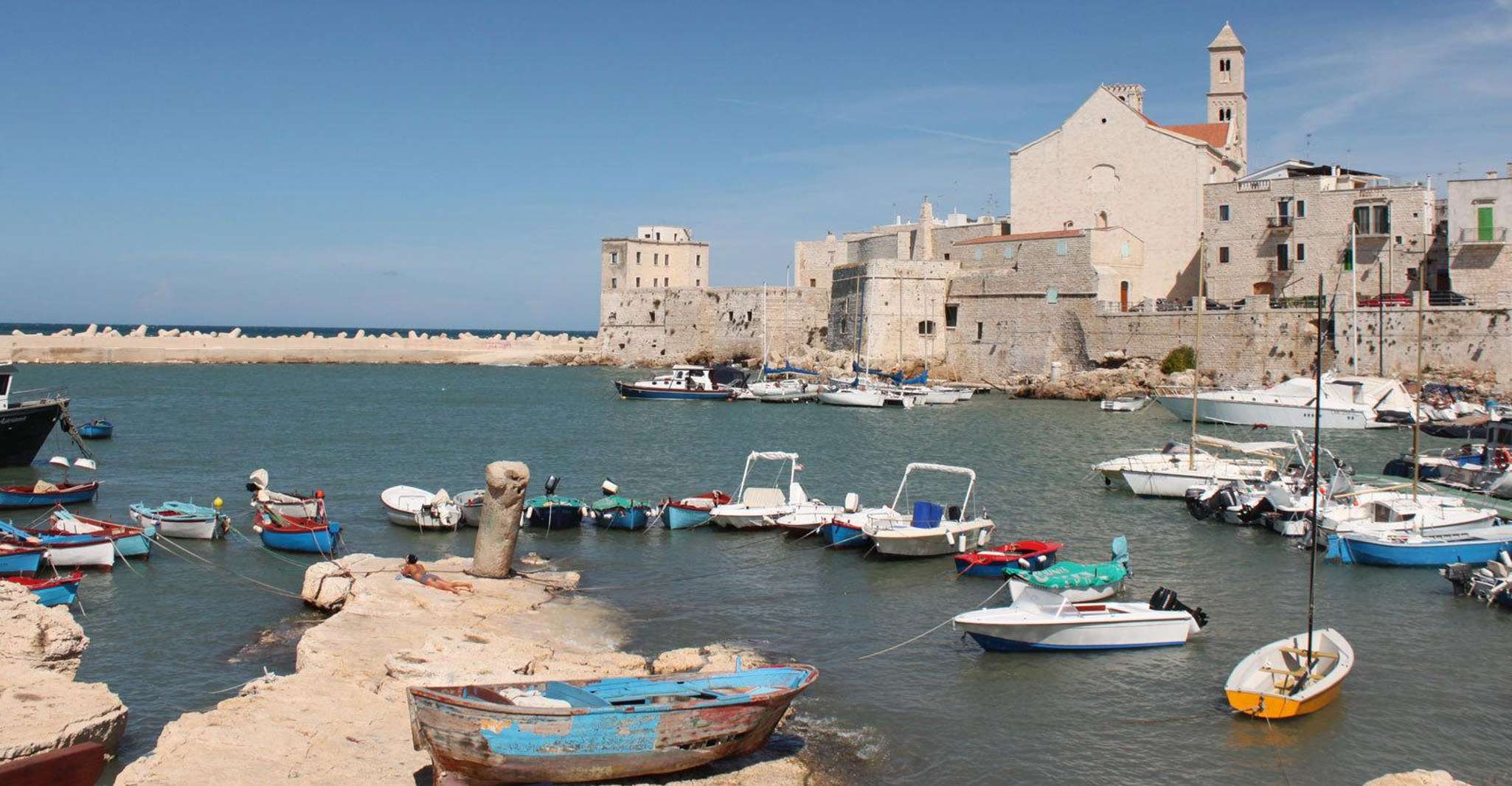 Private Tour Giovinazzo, Defence from the Sea and Beauty - Hizvo