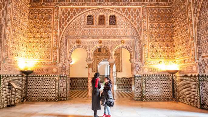 Sevilla: Entrada a la Catedral, Giralda y Alcázar con tour guiado