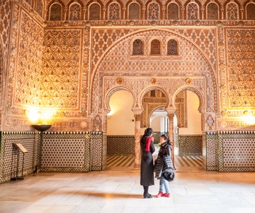 Cathedral, Giralda & Alcazar Entry With Guided Tour