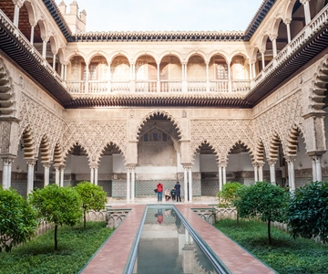 Alcázar Guided Tour