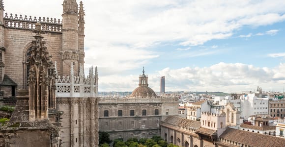 Seville Guided Tour: Cathedral, Giralda & Optional Alcázar