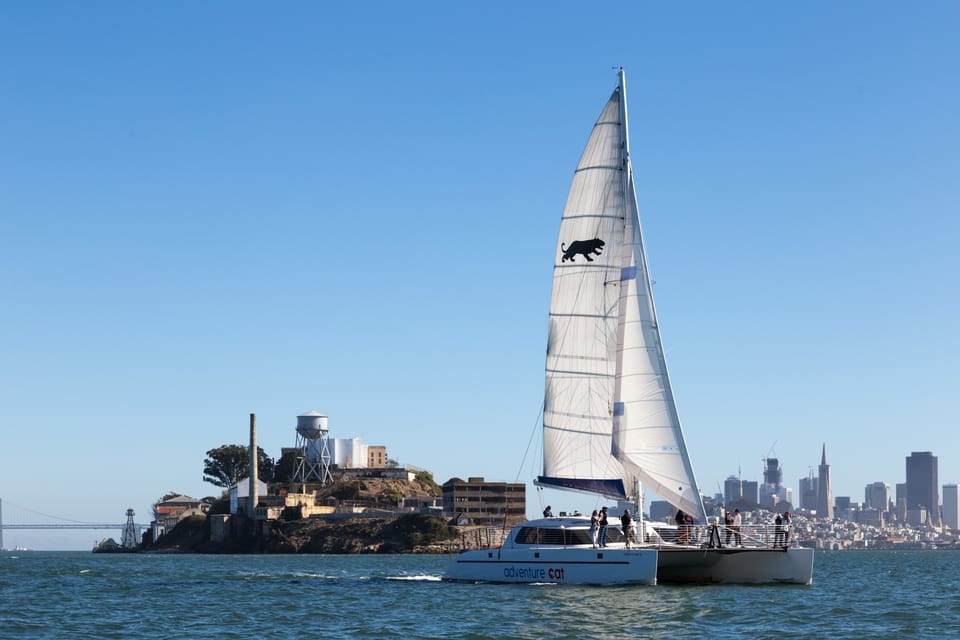 San Francisco: Golden Gate Bridge Cruise and Alcatraz Tour image 1