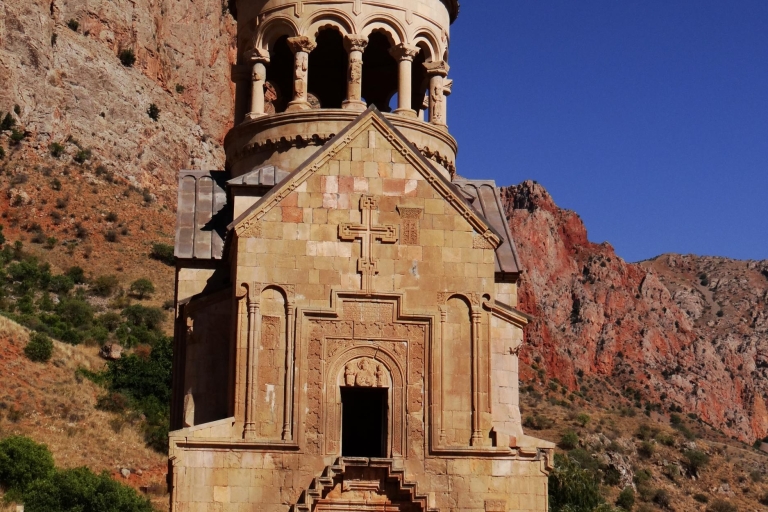 Day trip to Khor Virap, Areni Winery and Noravank Monastery