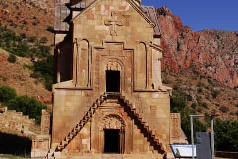 Day trip to Khor Virap, Areni Winery and Noravank Monastery