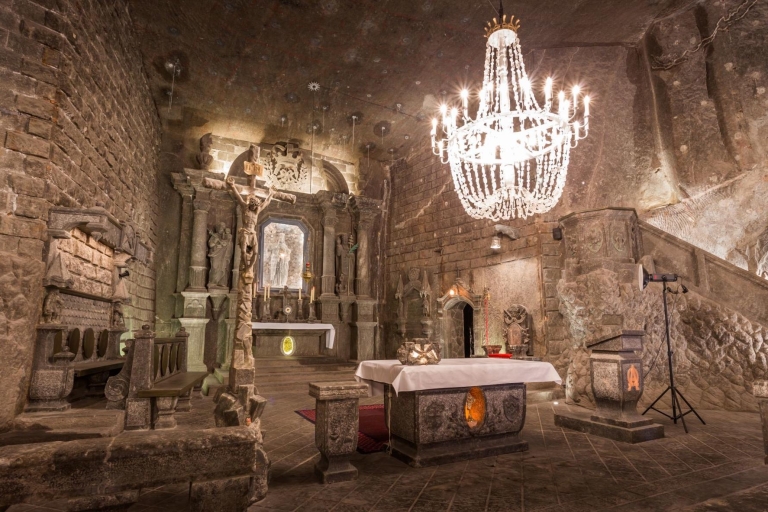 Ab Krakau: Tour zum Salzbergwerk WieliczkaGemeinsame französische Tour mit Abholung vom Hotel