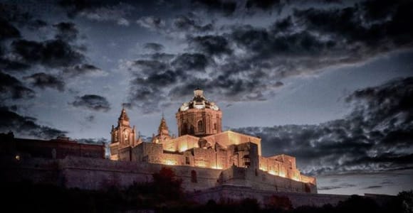Valletta, Mdina, and Mosta Night Tour with 5D Show