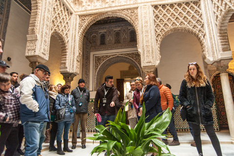 Sevilla: Inträde till Alcázar och katedralen och guidad turGuidad rundtur av Alcázar – gemensam rundtur på spanska