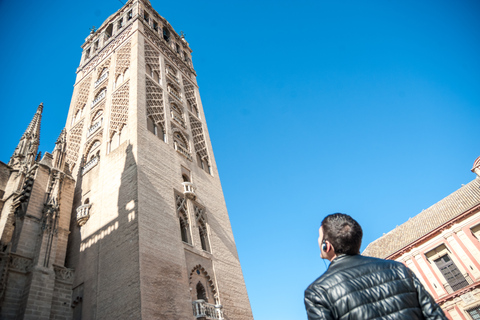 Sevilla: Inträde till Alcázar och katedralen och guidad turGuidad rundtur av Alcázar – gemensam rundtur på spanska