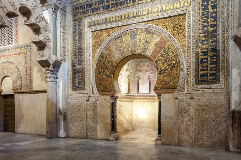 Mosque-Cathedral of Córdoba Guided Tour with Tickets Shared Tour in Spanish