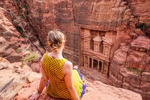 From Tel Aviv: Petra 2-Day Tour