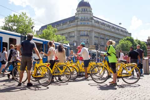 Amsterdam: City Highlights 2-Hour Bike Tour