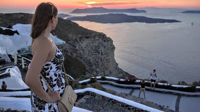 north santorini private tour with oia sunset wine tasting