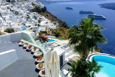 Santorini Small Group Tour with Wine Tasting