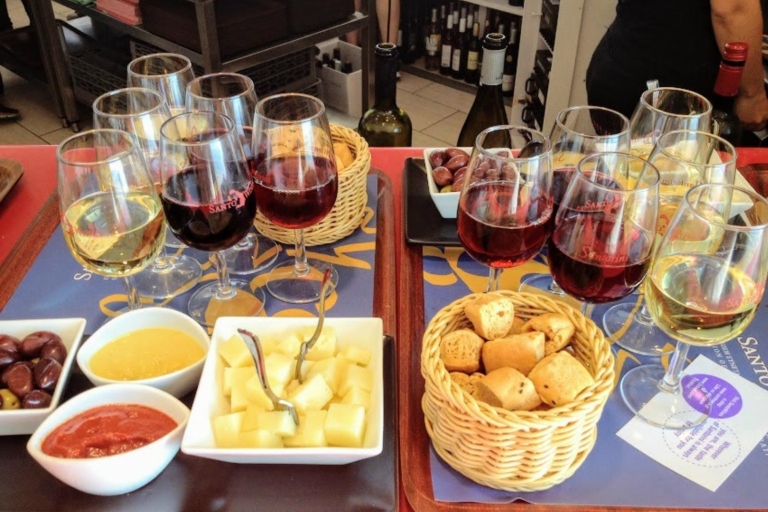 Prywatna wizyta grupowa w Akrotiri i 3 winiarniach z Tastings