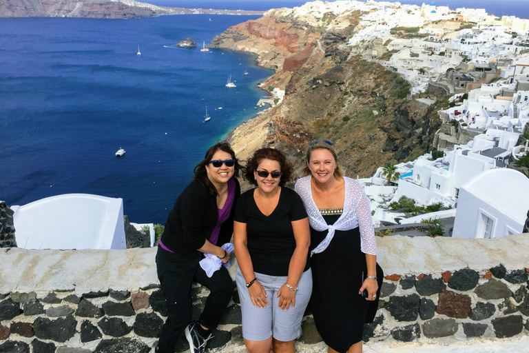 Santorini: 5 horas de excursión privada a la costaSantorini: 5 horas privada de Excursiones en Tierra