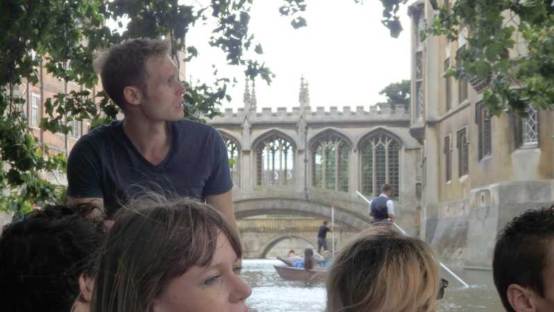 Cambridge: tour a piedi e in punt con ingresso opzionale al King's College
