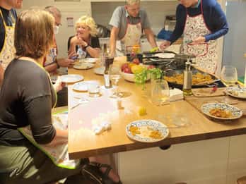 A Coruña: Local Market Shopping and Cooking Workshop