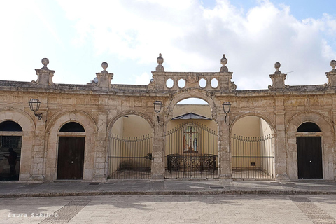 From Catania: Southeast Sicily Inspector Montalbano Tour