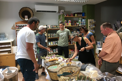 Degustazioni della città di Heraklion - giro turistico a piediHeraklion: tour a piedi di cibo cretese di 2 ore e visite turistiche