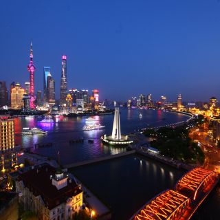 Shanghai: tour serale in barca sul Fiume Huangpu