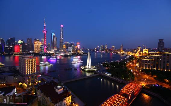 Shanghai: Lichtermeer und Bootsfahrt auf dem Huangpu-Fluss